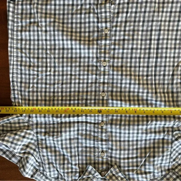 The North Face Men's Plaid Short Sleeve Shirt - Black and White - Picture 2 of 3